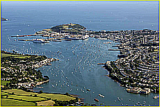 Cornwall Tourism Magazine - Beaches in Cornwall - Castle Beach - Falmouth